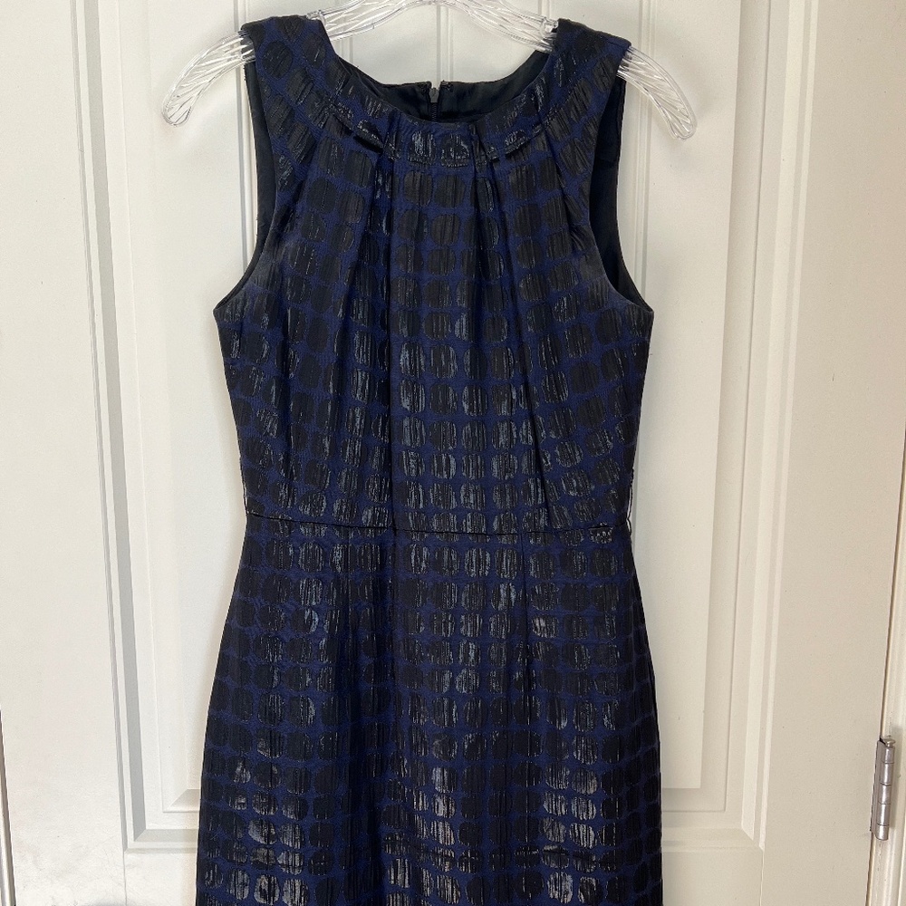 Navy and Blue Donna Morgan Sleeveless Dress